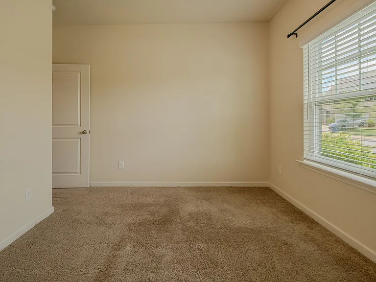569 Greenlee Rd — Photo 19