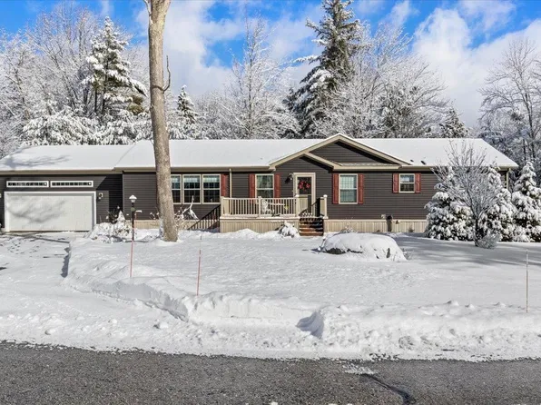 43 Blair Drive, Rochester, NH 03868