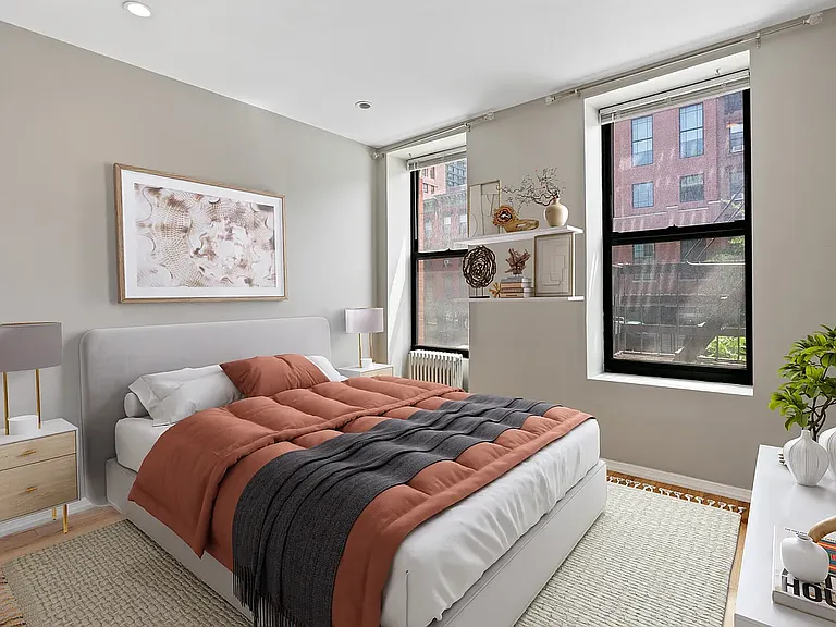 723 11th Ave #2A — Photo 4