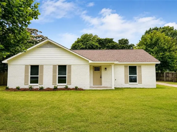 4530 Schillinger Rd S, Mobile, AL 36619