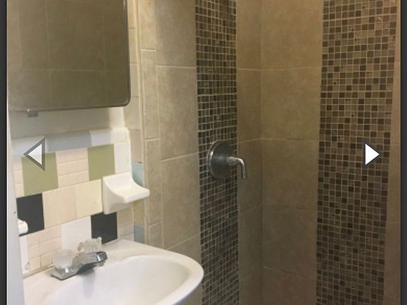2nd image of 531 SE 2nd Pl APT 7