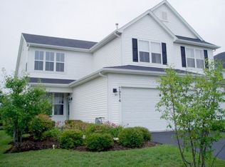 2974 Langston Cir, St Charles, IL 60175
