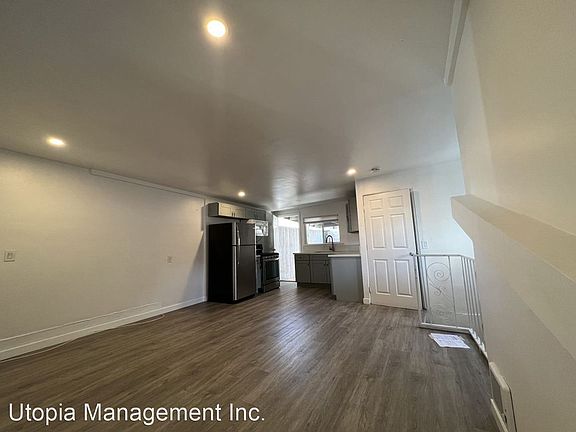 5th image of 2775 1/2 Marcy Ave