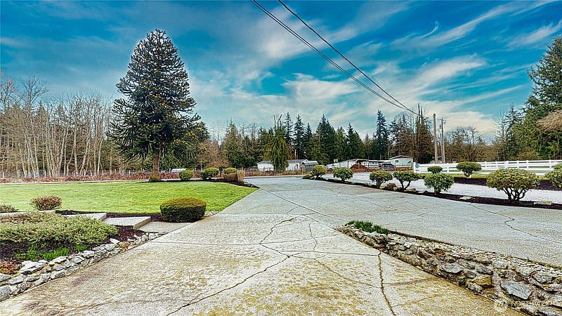 4th image of 22128 Bulson Road