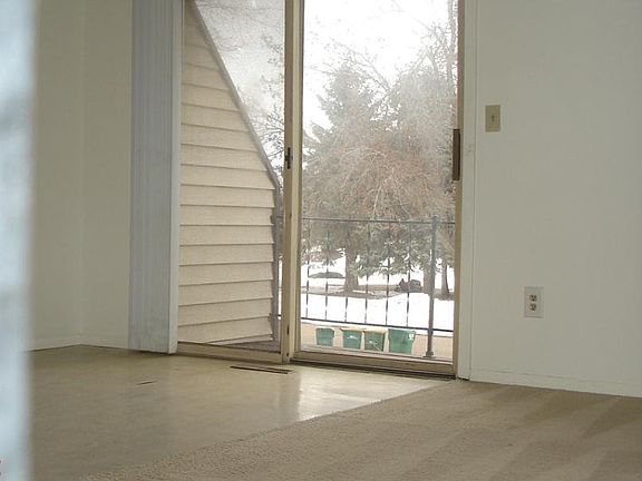 Living room to deck