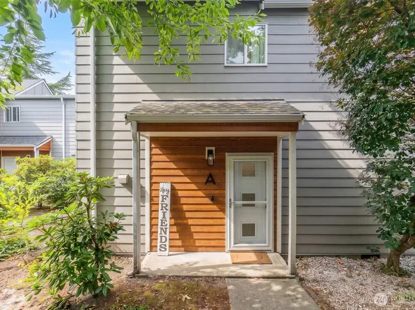 8442 26th Avenue SW #A, Seattle, WA 98106