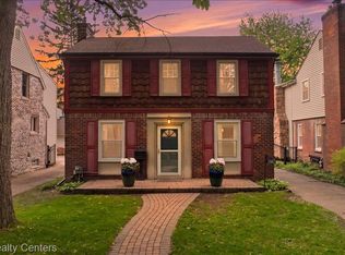 11021 Cranston St, Livonia, MI 48150