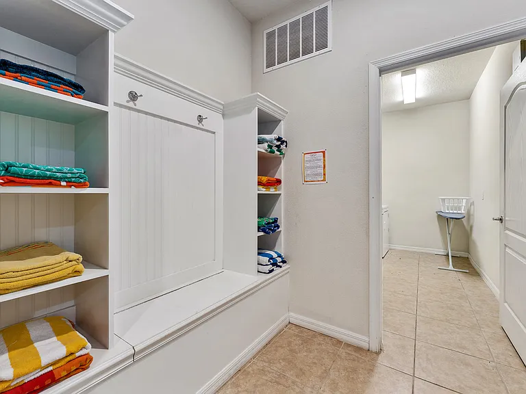 8814 Macapa Dr #ID1018196P — Photo 36