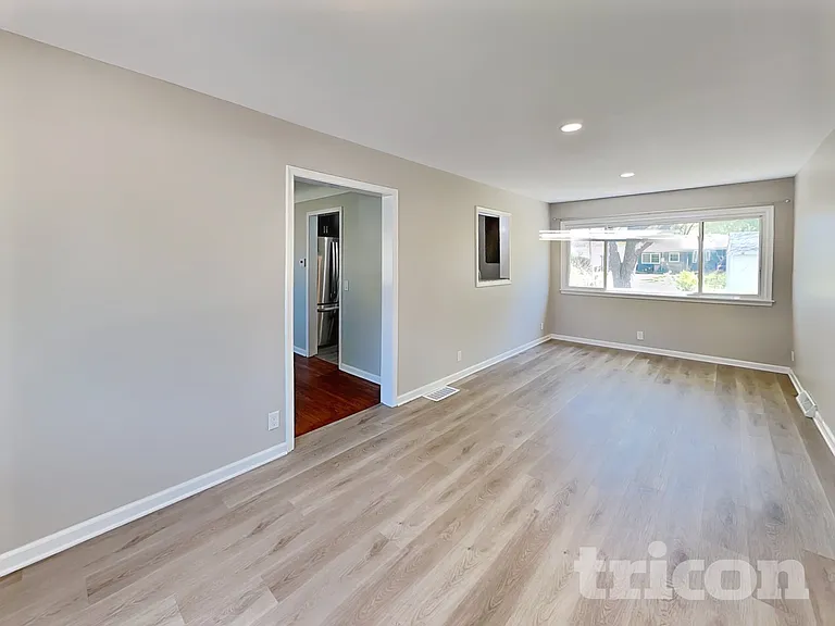 7333 Harriet Ave — Photo 4