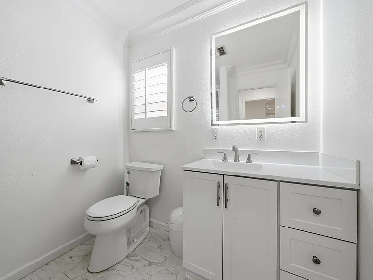 6999 Leilani Ln — Photo 11