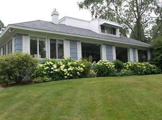 4360 Hackley Point Ln, Norton Shores, MI 49441