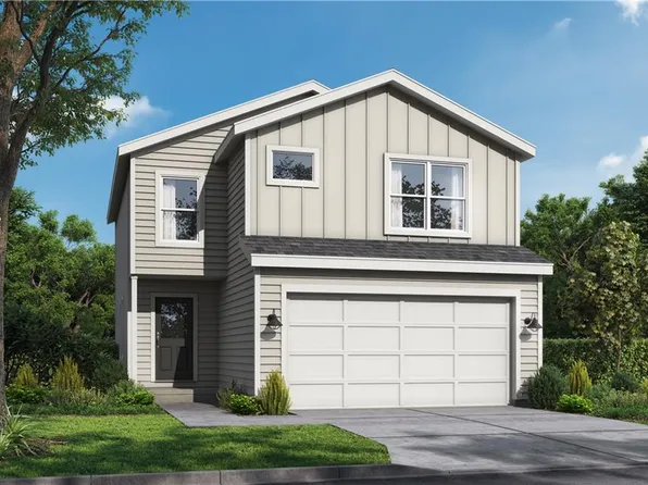 808 Glenn Cir, Raymore, MO 64083