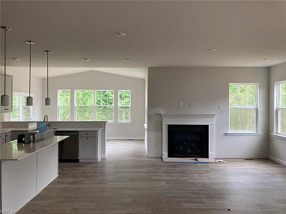 2nd image of 6319 Fawncrest Ln