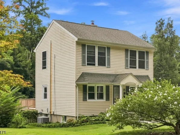 26 Mount Arlington Rd, Roxbury Twp., NJ 07852