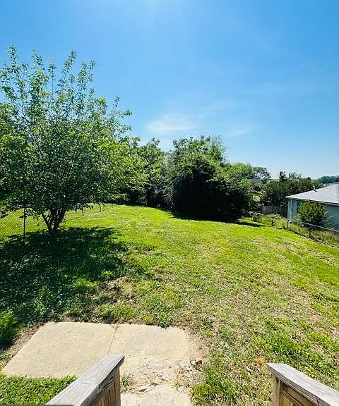 7517 Belmont Ave — Photo 12