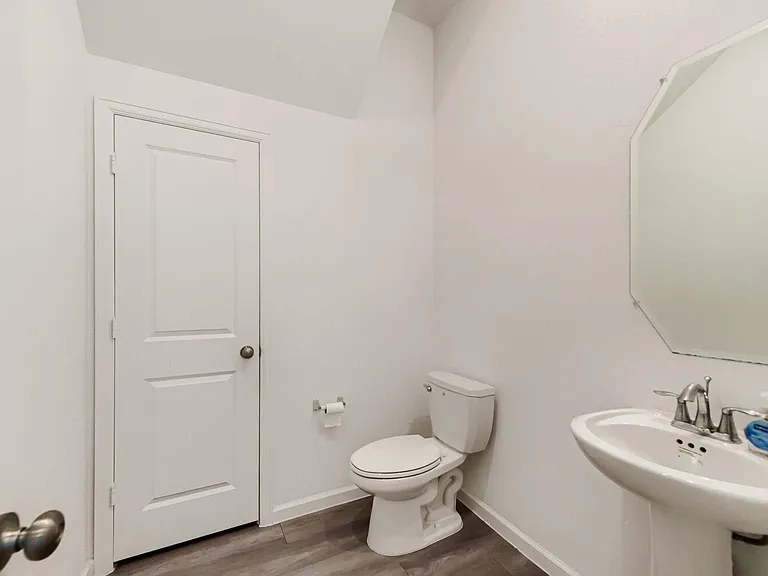 4146 Balboa Dr — Photo 23
