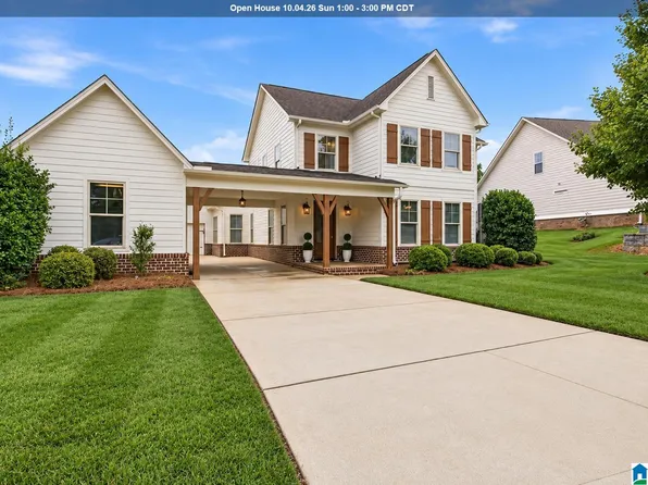 435 Lake Ridge Dr, Trussville, AL 35173