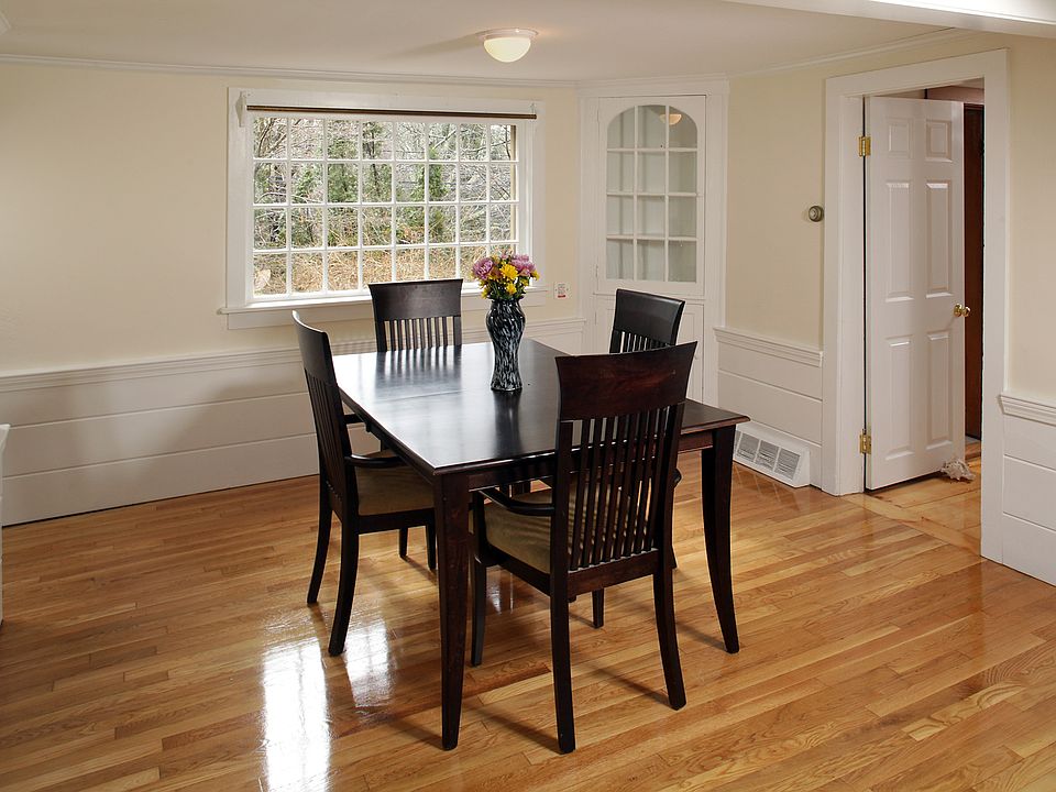 135 Elm St, Kingston, MA 02364 Zillow