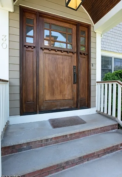 30 Gates Ave — Photo 7
