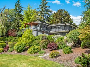 220 W Bench Dr, Penticton, BC V2A