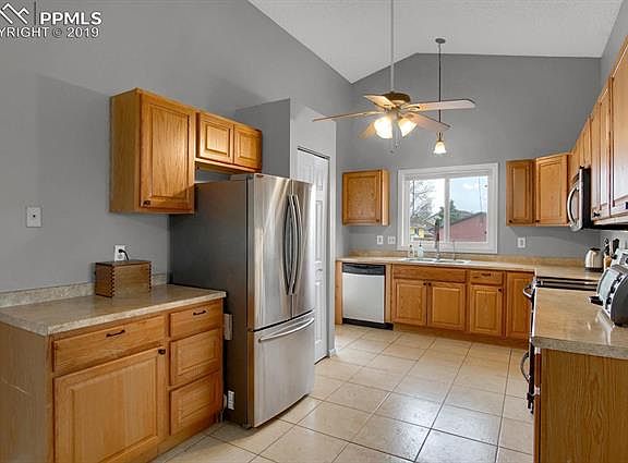 3rd image of 4296 Marlow Cir