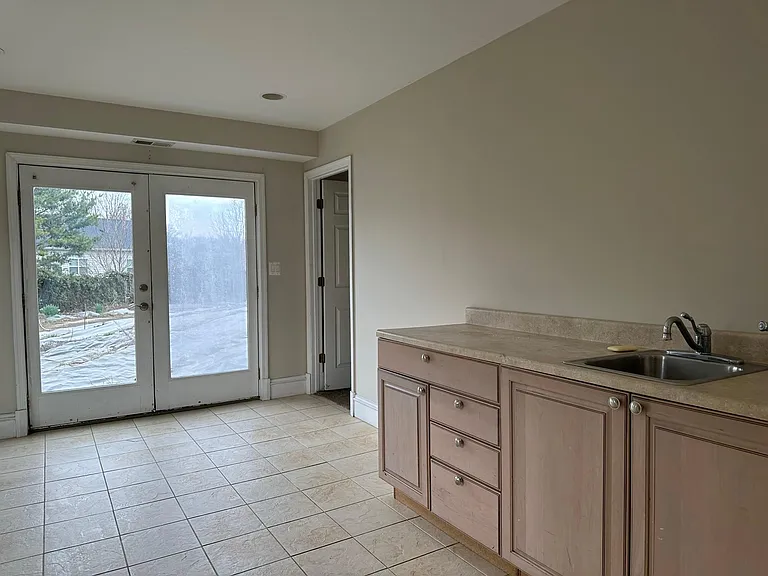 9206 Hambletonian Pl — Photo 8