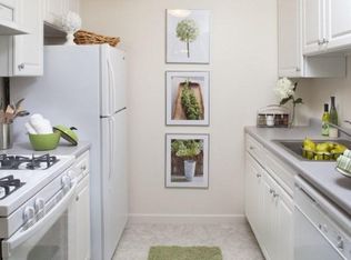 5 Beverly Commons Dr #24, Beverly, MA 01915