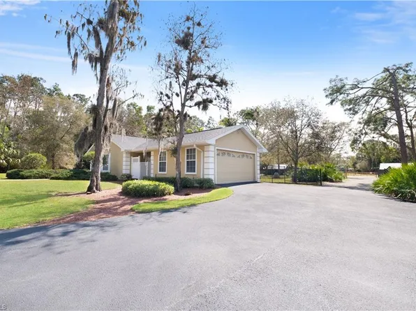 6210 Napa Woods WAY, NAPLES, FL 34116