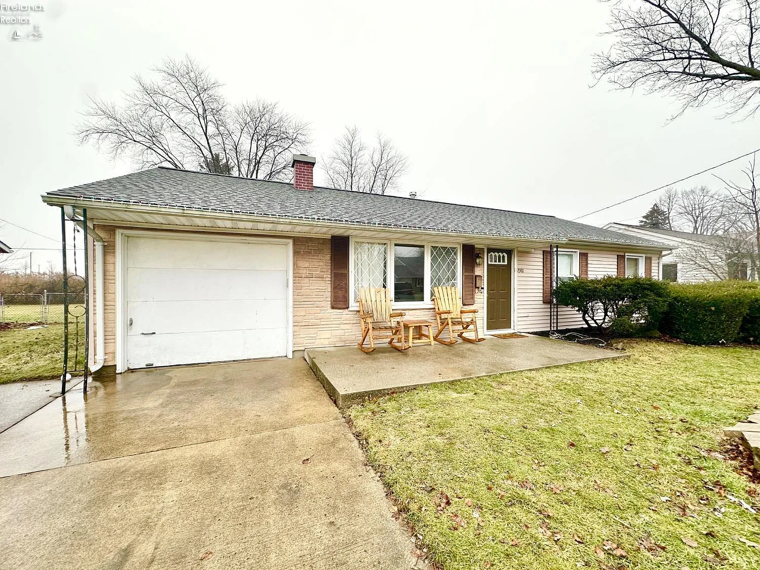 2901 N Bayview Ln photo 1