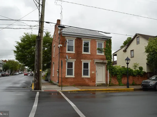 163 N Pitt St, Carlisle, PA 17013