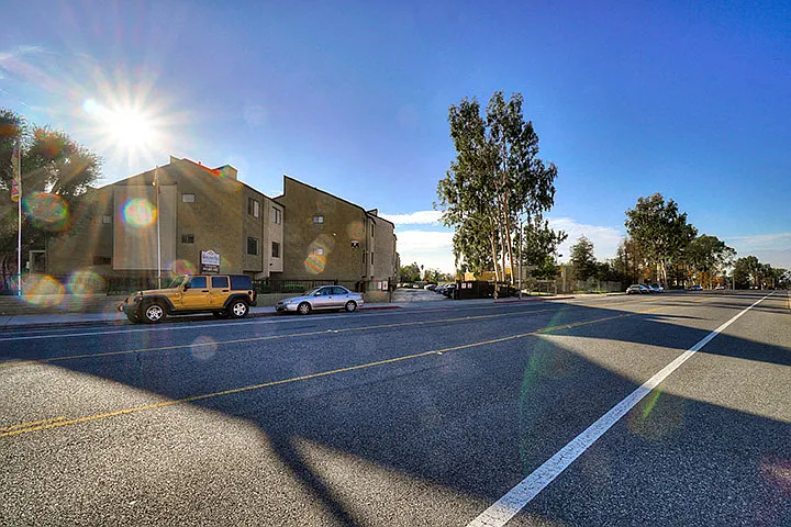 Highlander Park Apartments — Photo 18