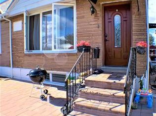 8570 Tolbut St, Philadelphia, PA 19152