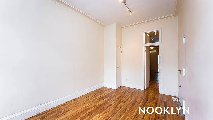 Rented by Nooklyn NYC LLC | media 26