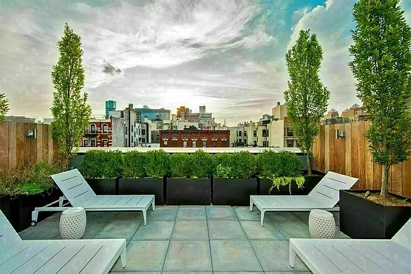 Rented by Voro New York | media 23