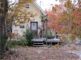 2307 Old Georgetown Rd E, Bethune, SC 29009