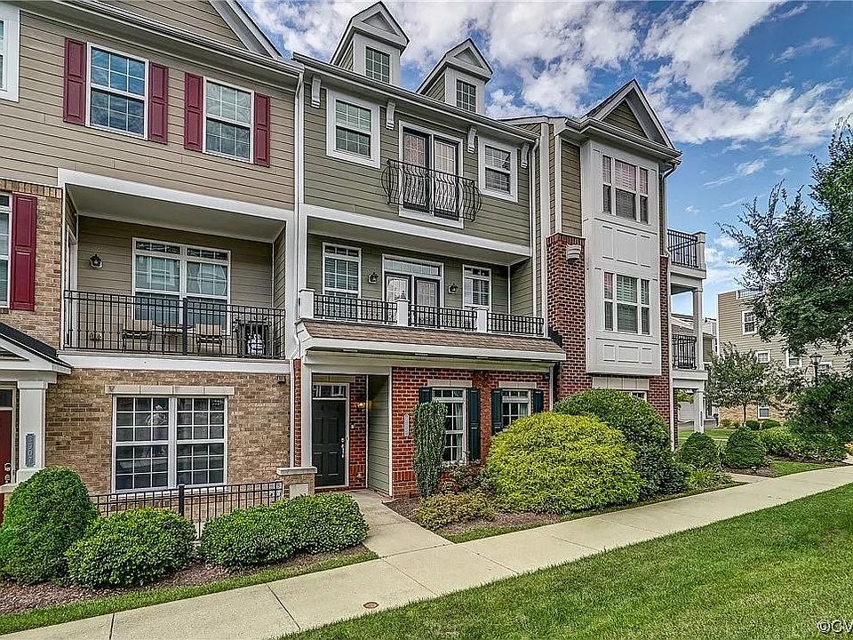 1st image of 3909 Village Townes Walk