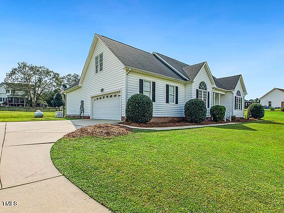 2nd image of 30 Turnberry Ct