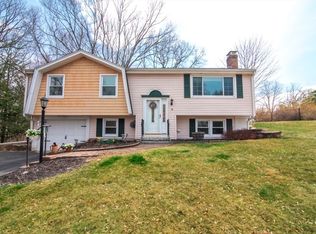 16 Braewood Dr, Haverhill, MA 01835