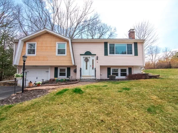 16 Braewood Dr, Haverhill, MA 01835