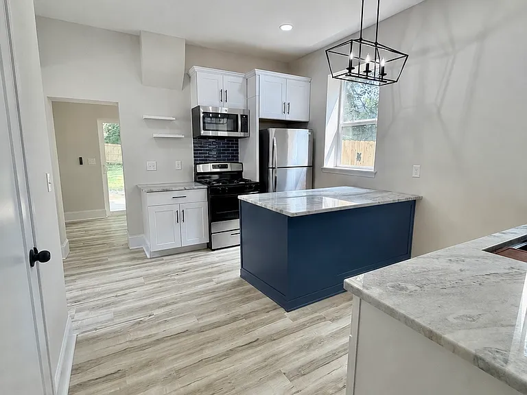 4800 Whetsel Ave — Photo 10