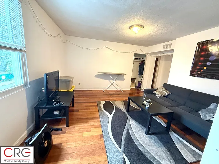 72 School St #2 — Photo 6