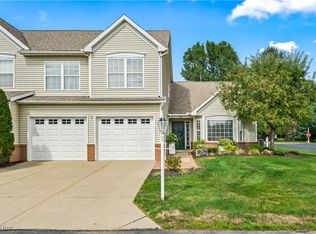 2800 Hartford Ln, Akron, OH 44312