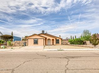 5729 Saplinas Rd, El Paso, TX 79932