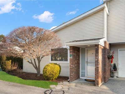 774 Williamsburg Cir, Warwick, RI, 02886