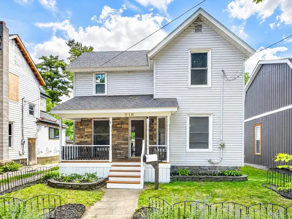 516 W Grand St, Hastings, MI 49058