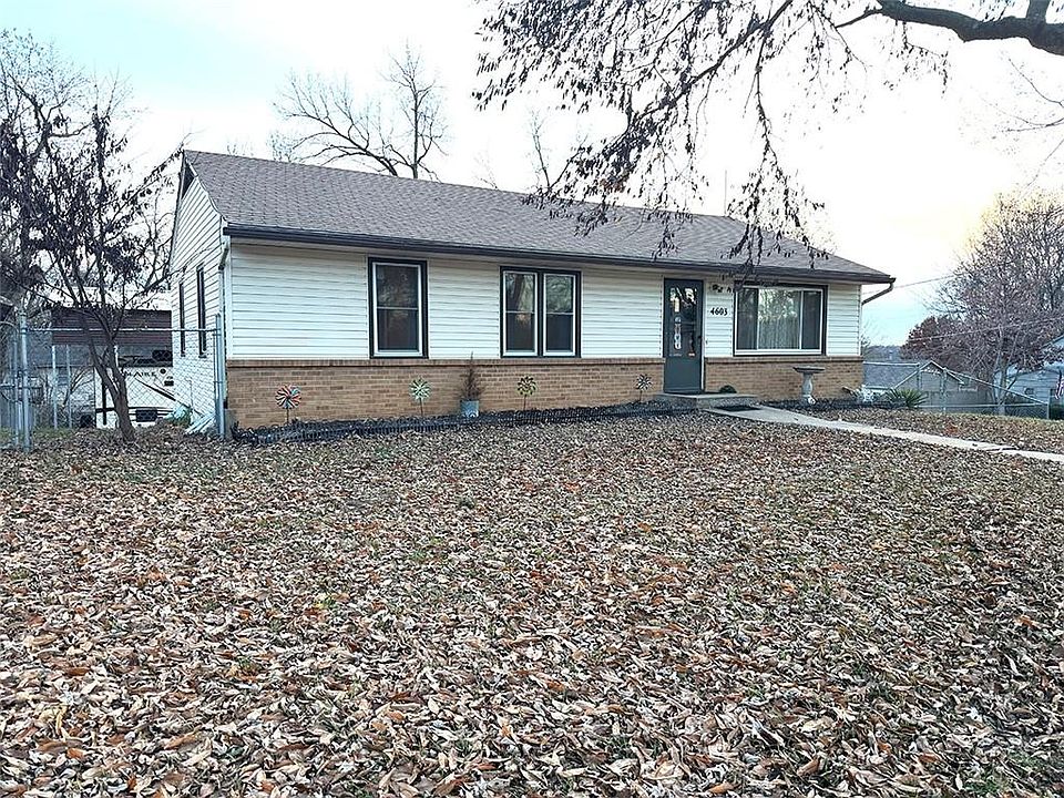 1st image of 4603 NE 47th Ter