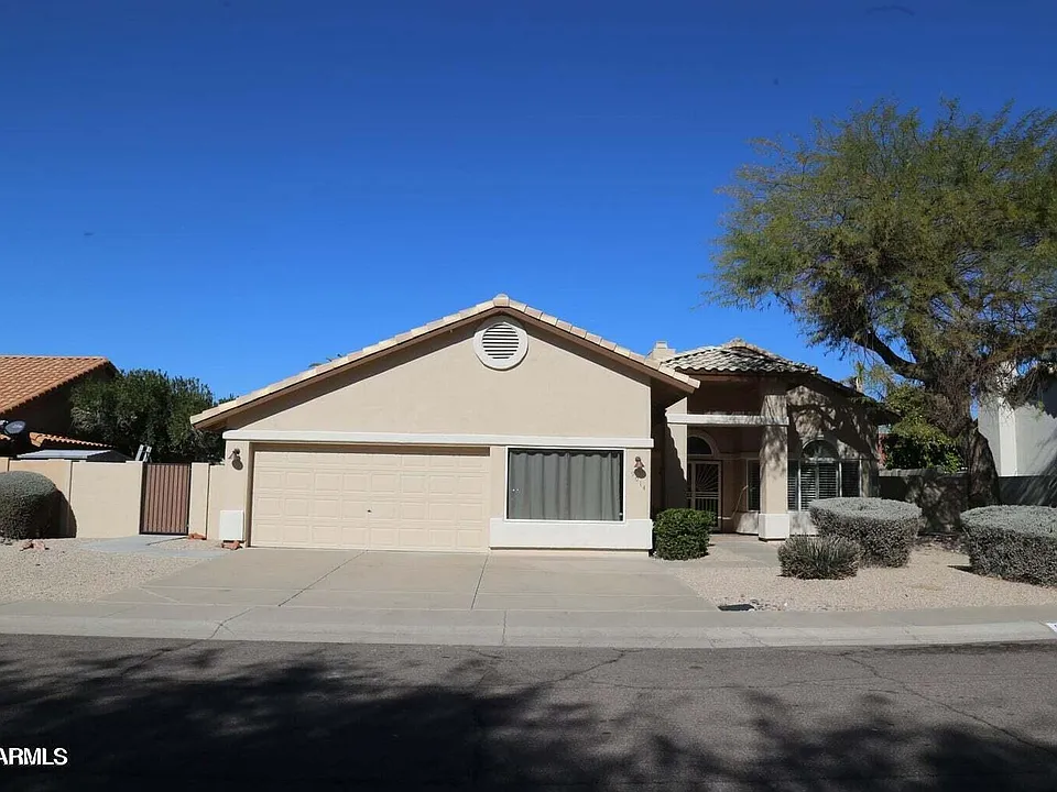 9014 E Larkspur Dr
