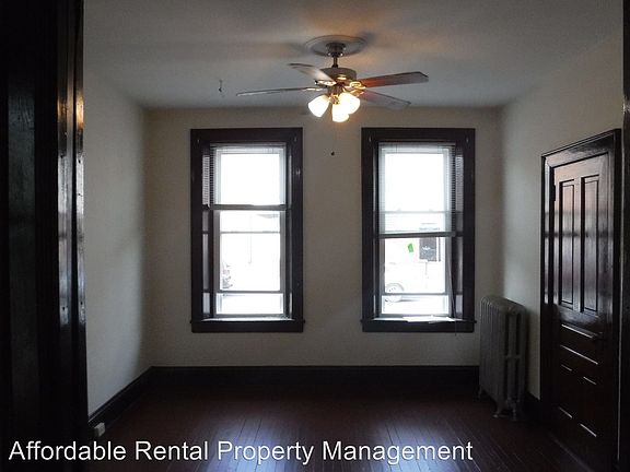 4th image of 527 W Franklin St