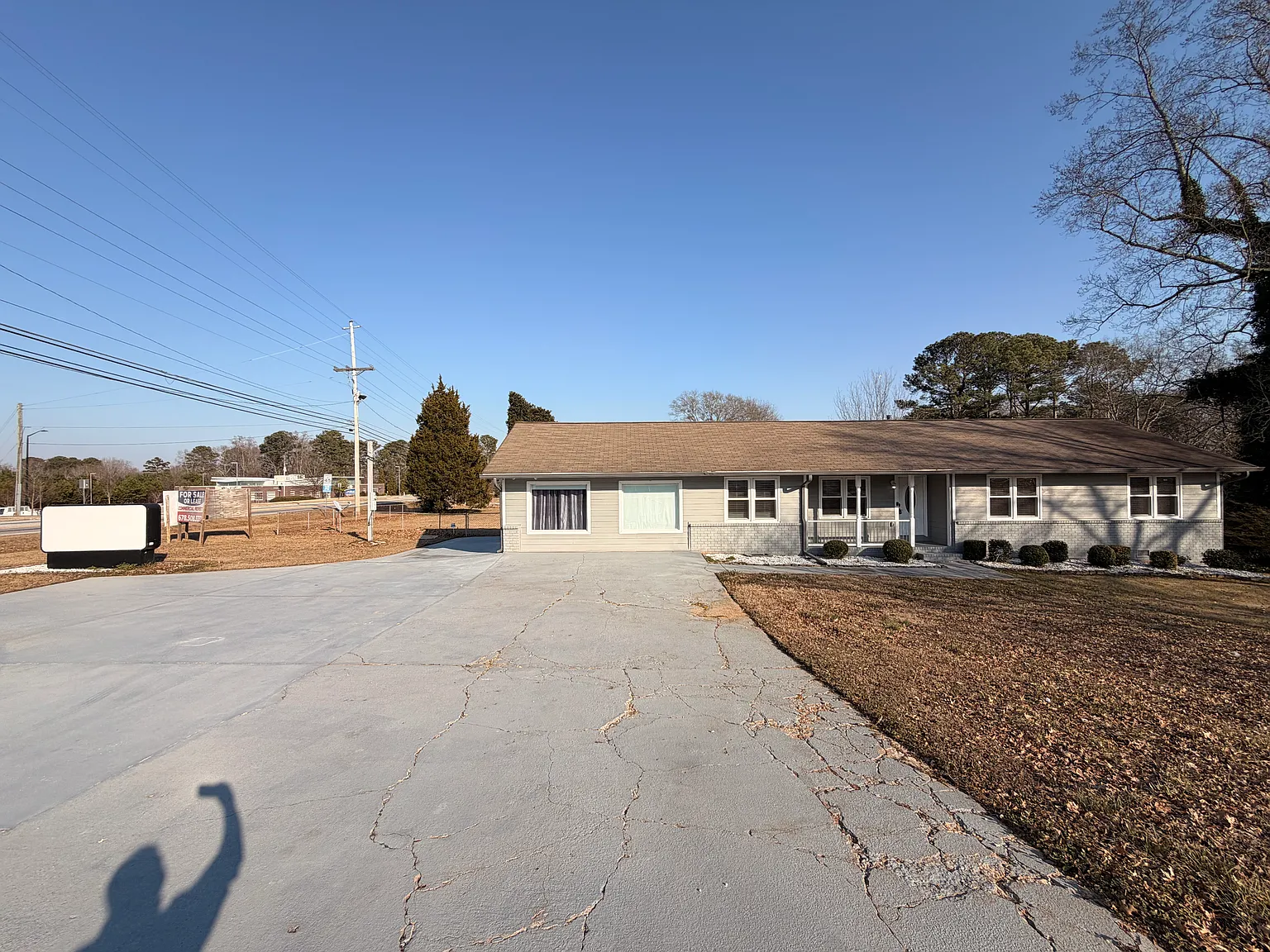 3 bed, 2000 sqft, $4,000 — Photo 3