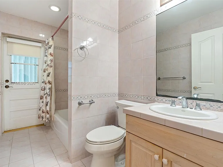 16035 SW 173rd Ave — Photo 20
